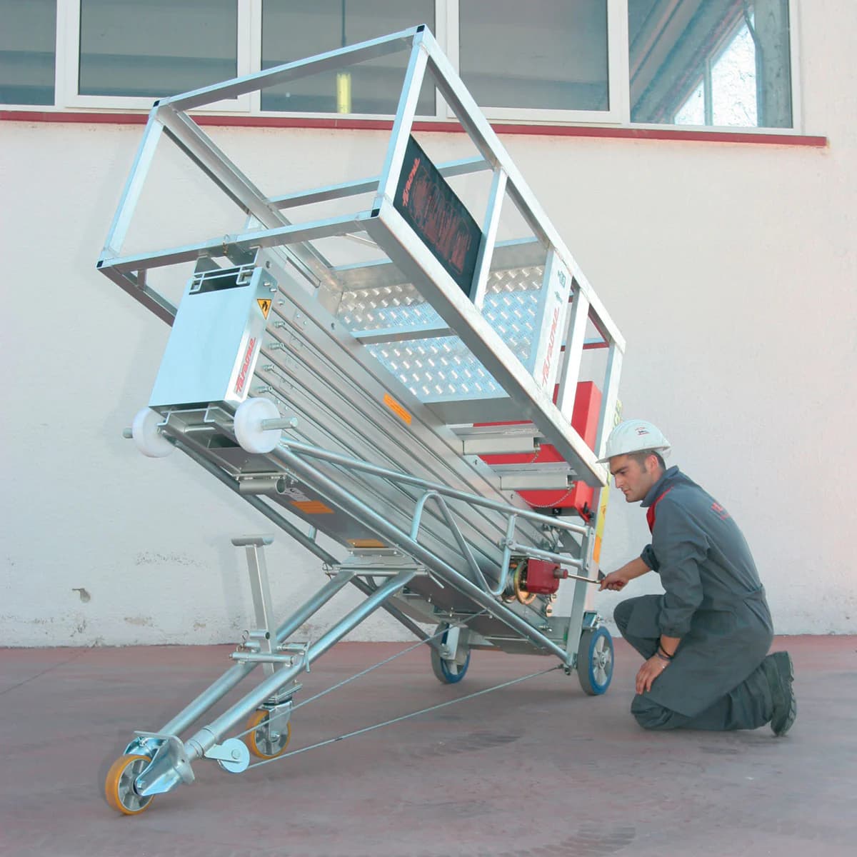 Loading and tipping kit